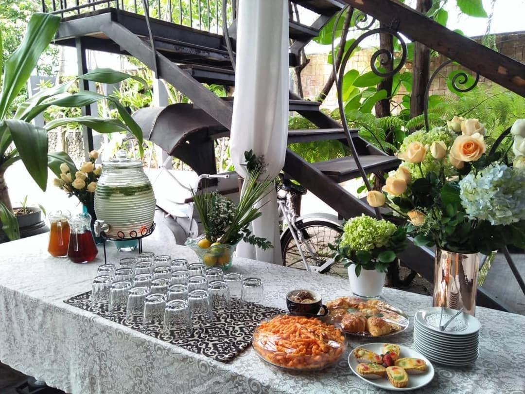 Surakarta  Warisan Heritage Boutique Hotel מראה חיצוני תמונה