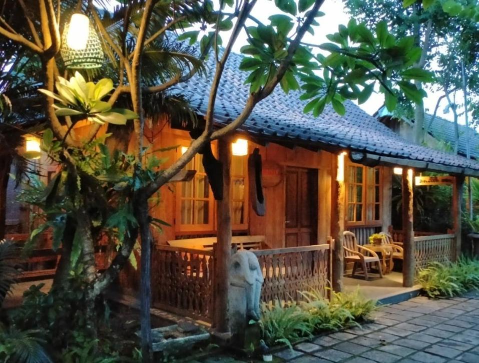 Surakarta  Warisan Heritage Boutique Hotel מראה חיצוני תמונה